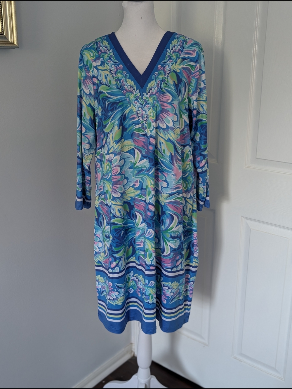 Tango Mango Super Soft Lightweight Ladies' Size XL Flowing Long Sleeve Dress